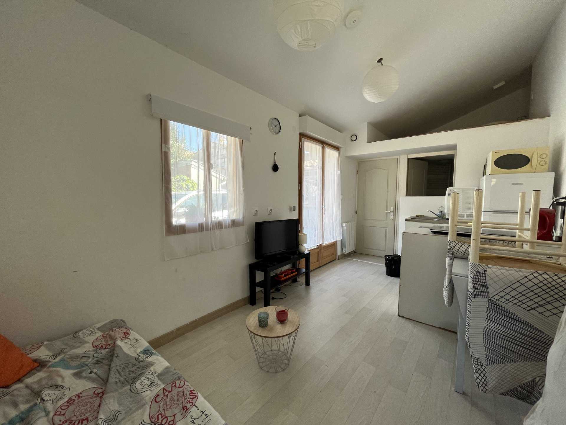 公寓 在 Bordeaux, Gironde 10817858