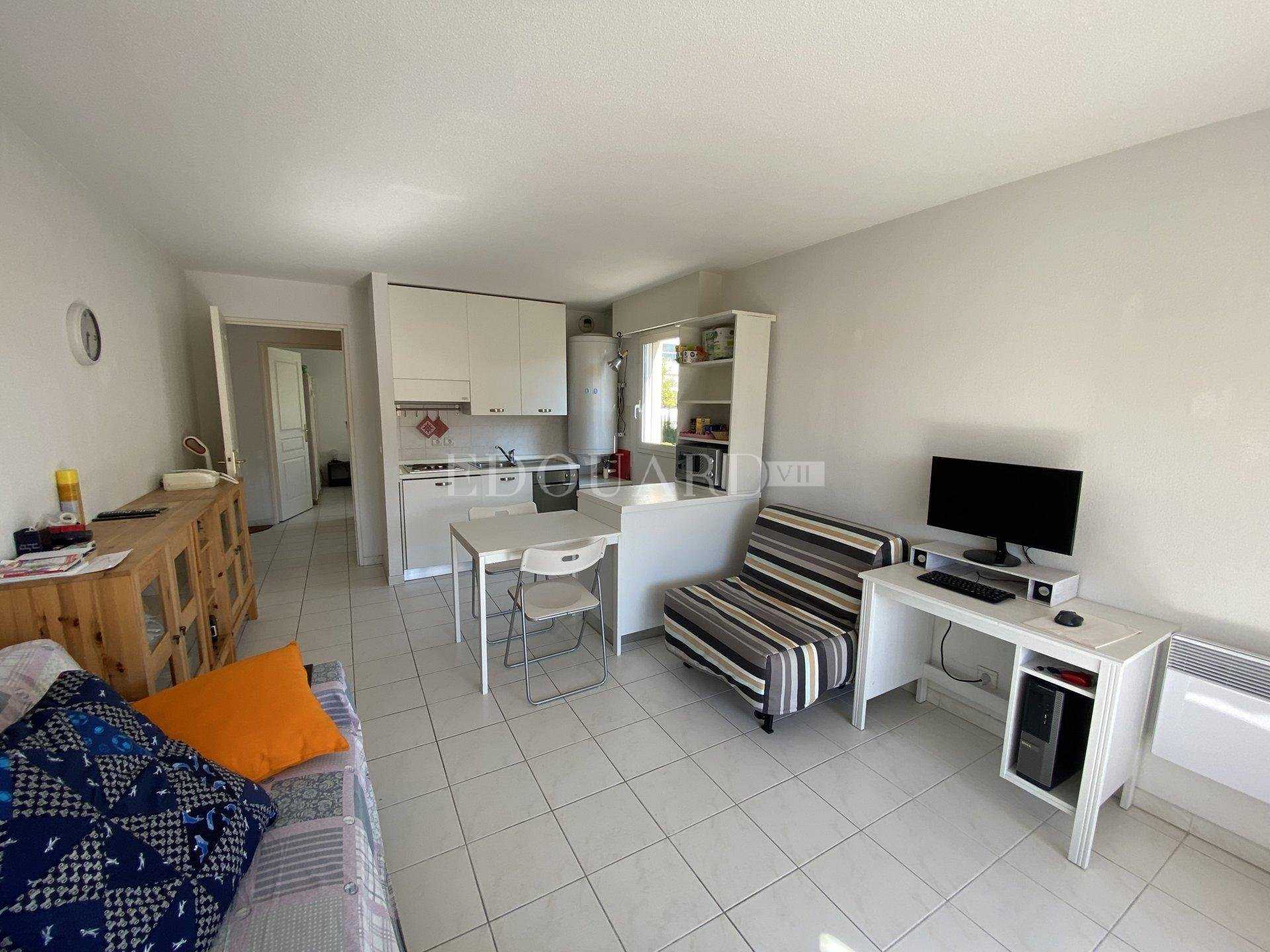 Condominium dans Cap-Martin, Provence-Alpes-Côte d'Azur 10817903