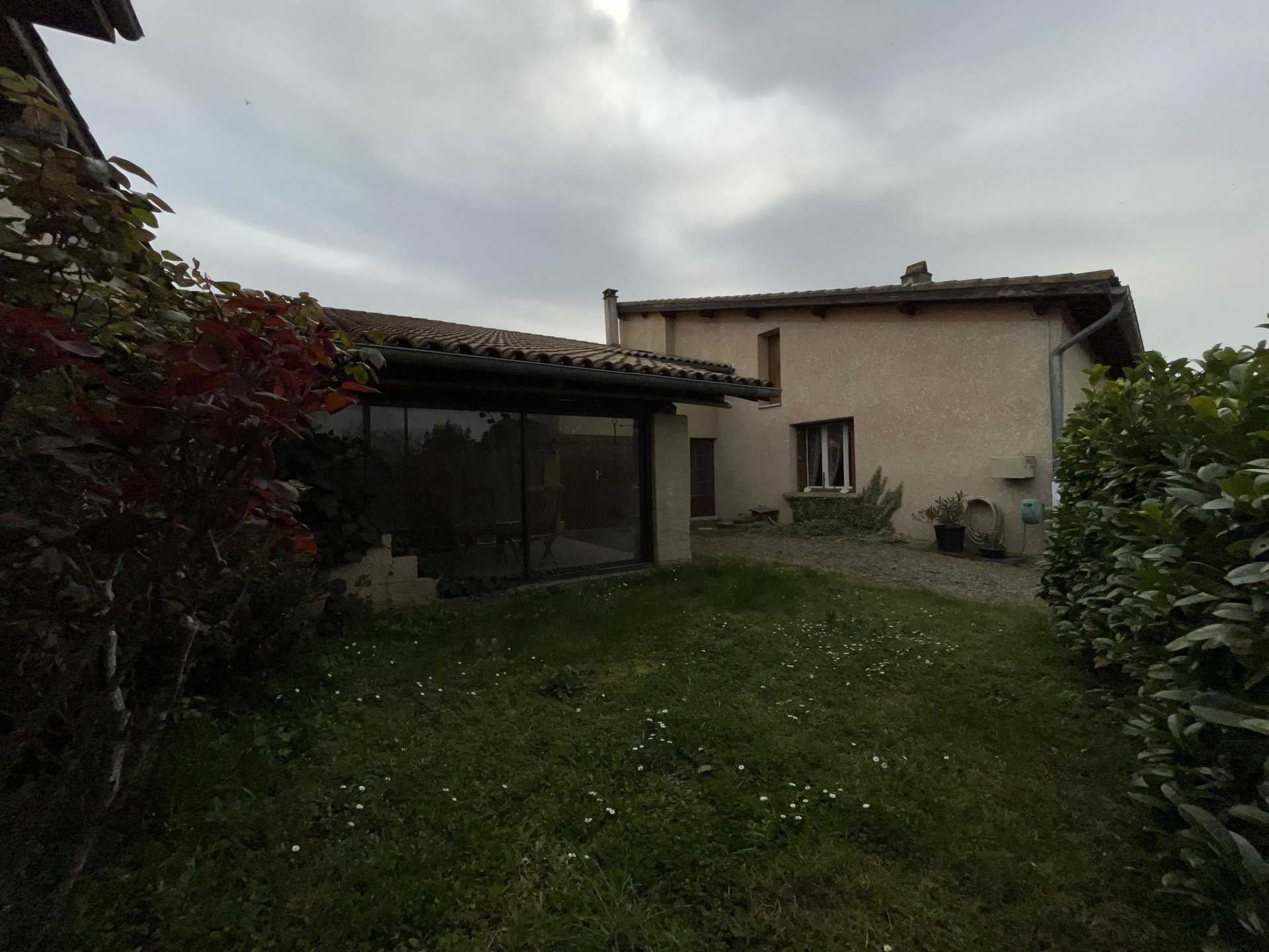 Talo sisään Larra, Occitanie 10817954