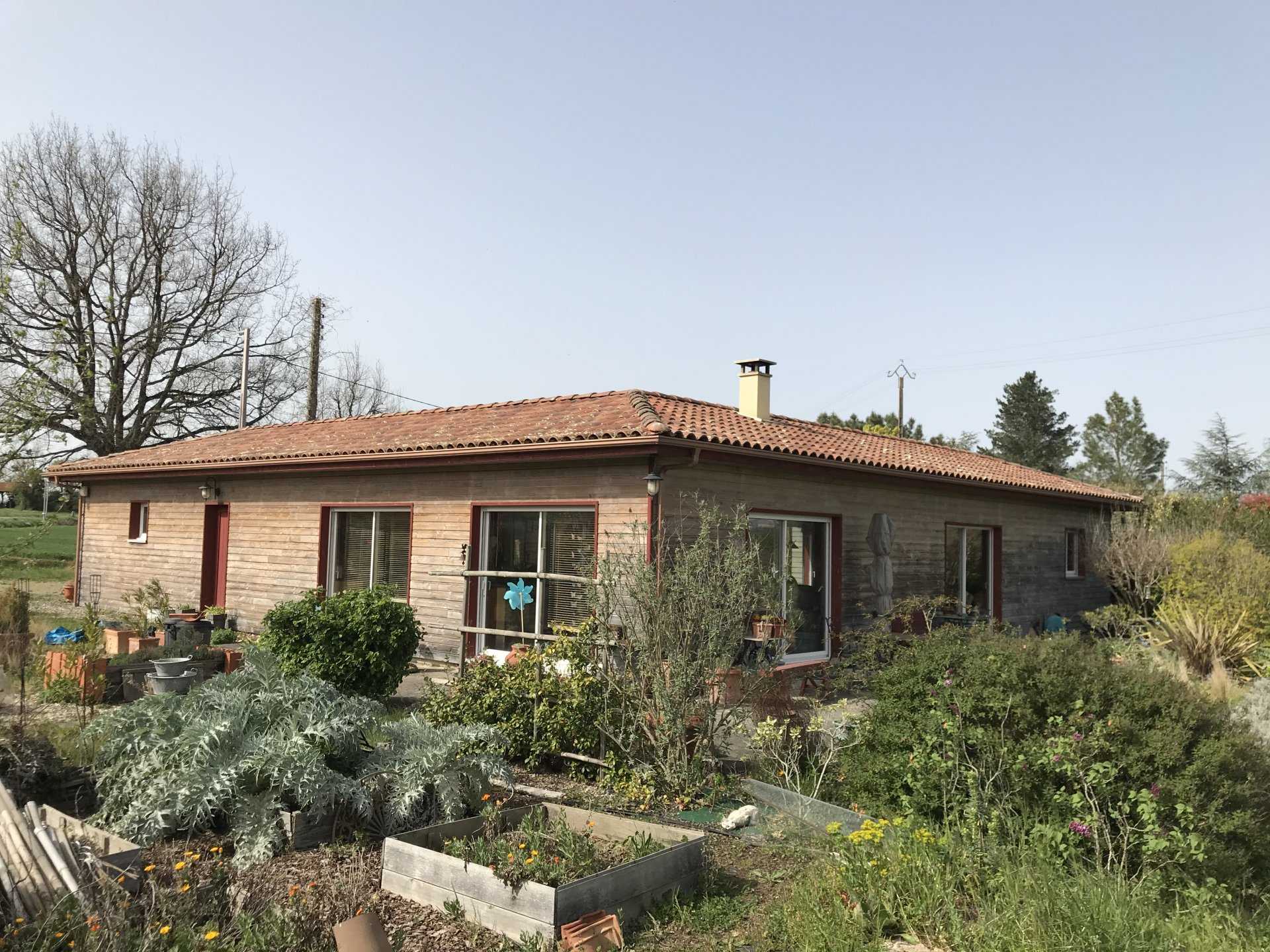 집 에 Fleurance, Occitanie 10817960
