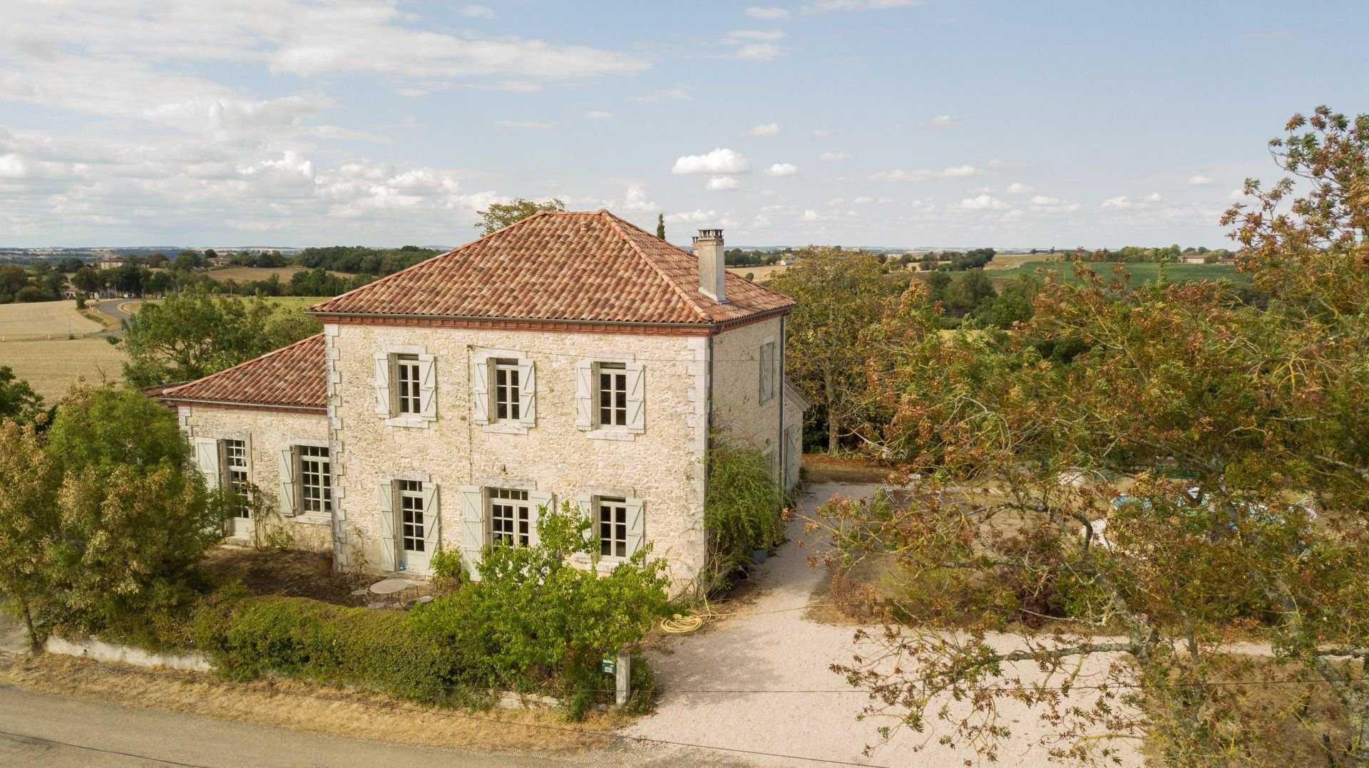 Dom w Chanzeaux, Pays de la Loire 10817995