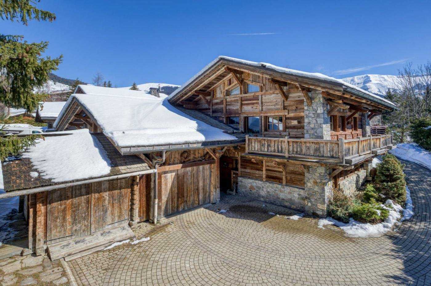 House in Megeve, Auvergne-Rhone-Alpes 10818043
