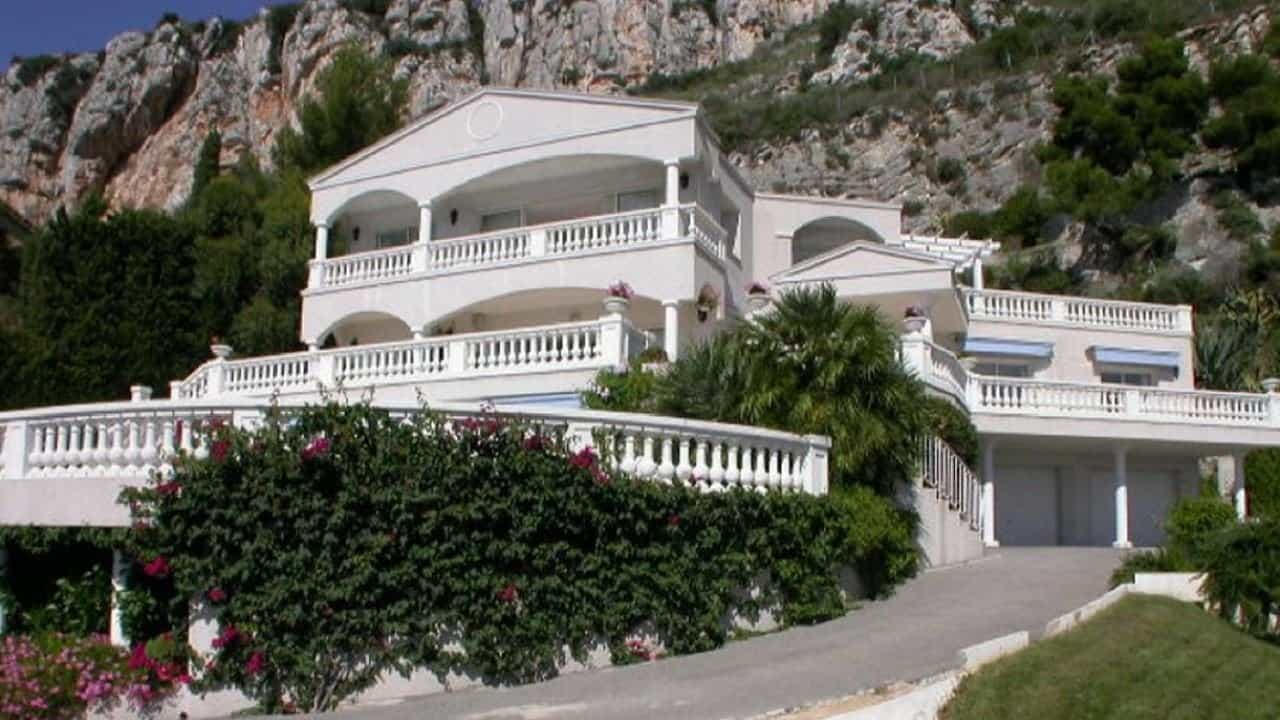 Rumah di Cap-d'Ail, Provence-Alpes-Cote d'Azur 10818149
