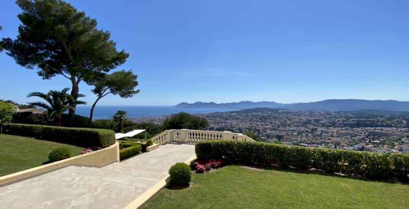 σπίτι σε Cap Martin, Provence-Alpes-Cote d'Azur 10818176