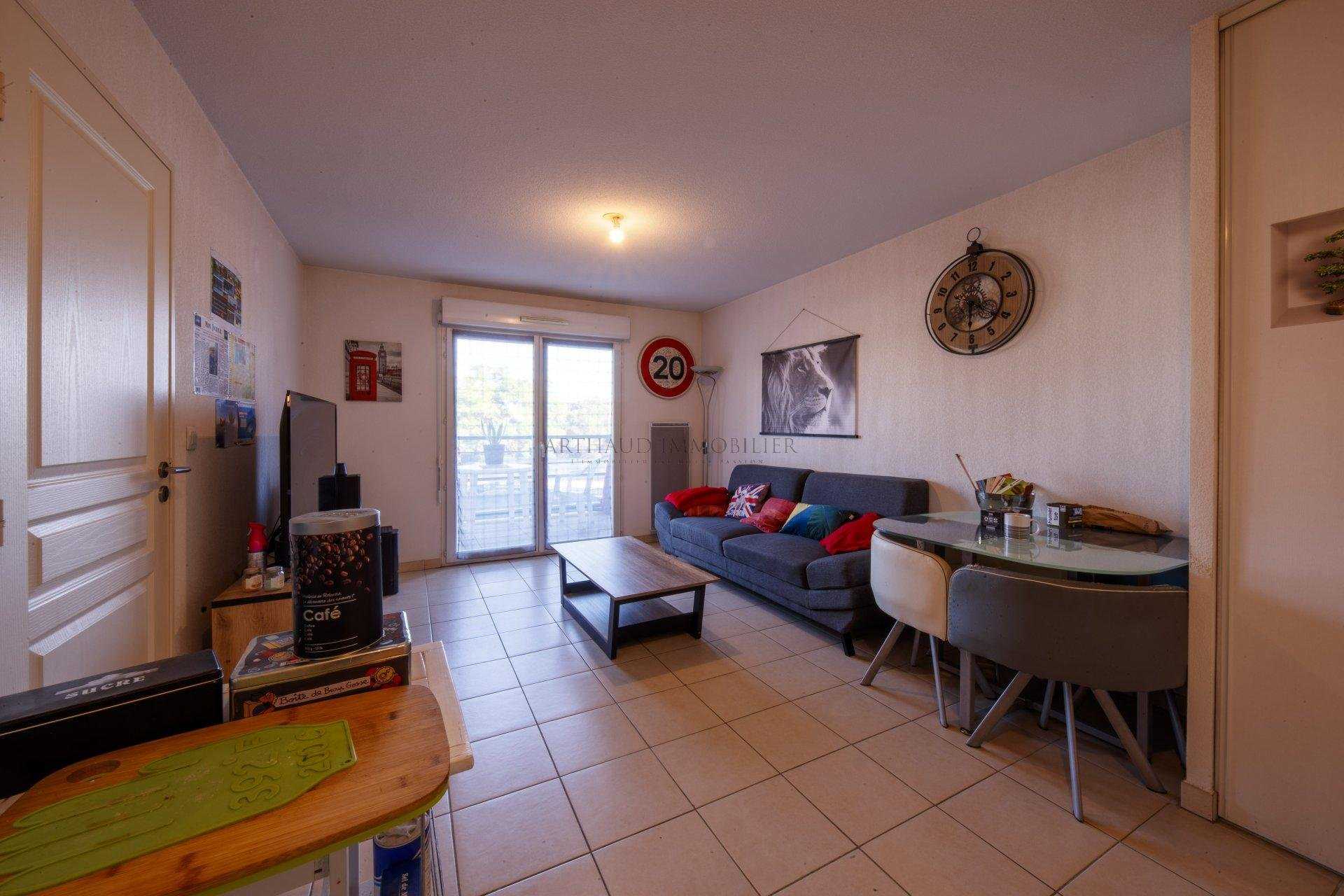 公寓 在 瓦洛里, 普罗旺斯-阿尔卑斯-蓝色海岸 10818217