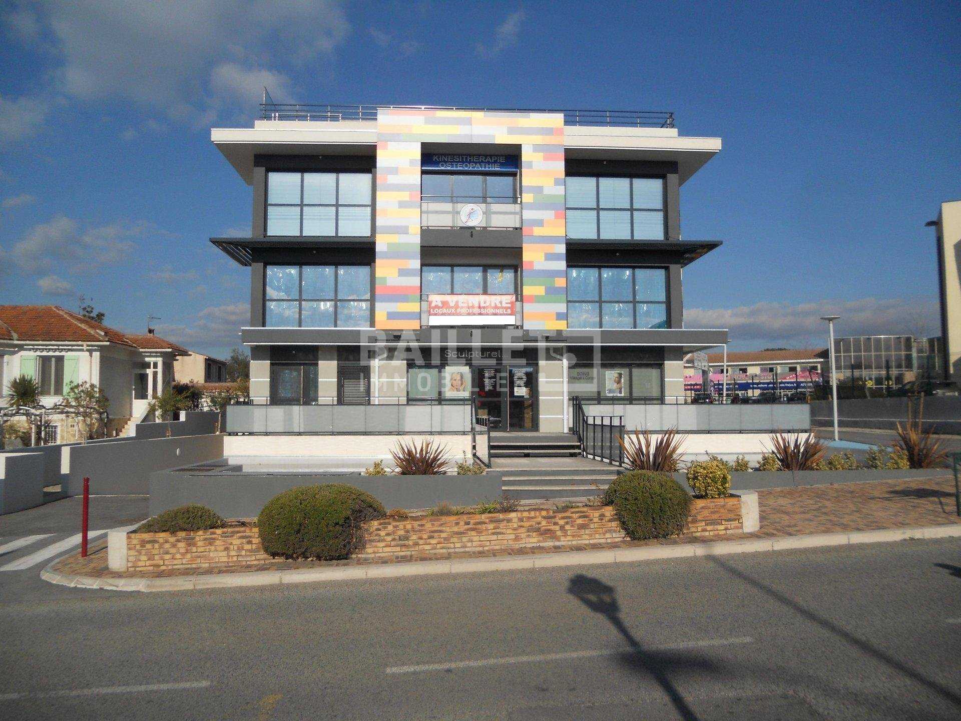 Office in Puget-sur-Argens, Provence-Alpes-Cote d'Azur 10818371