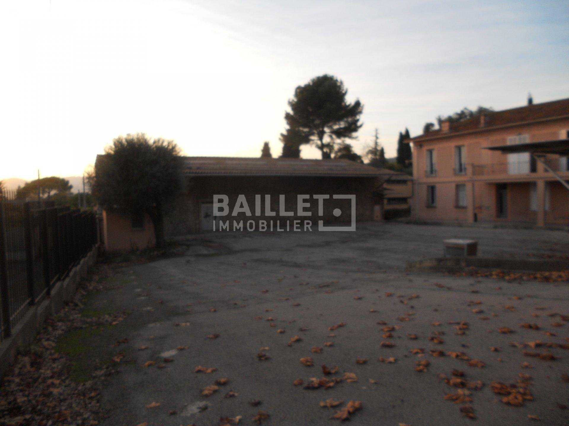 Commercial in Mougins, Alpes-Maritimes 10818387