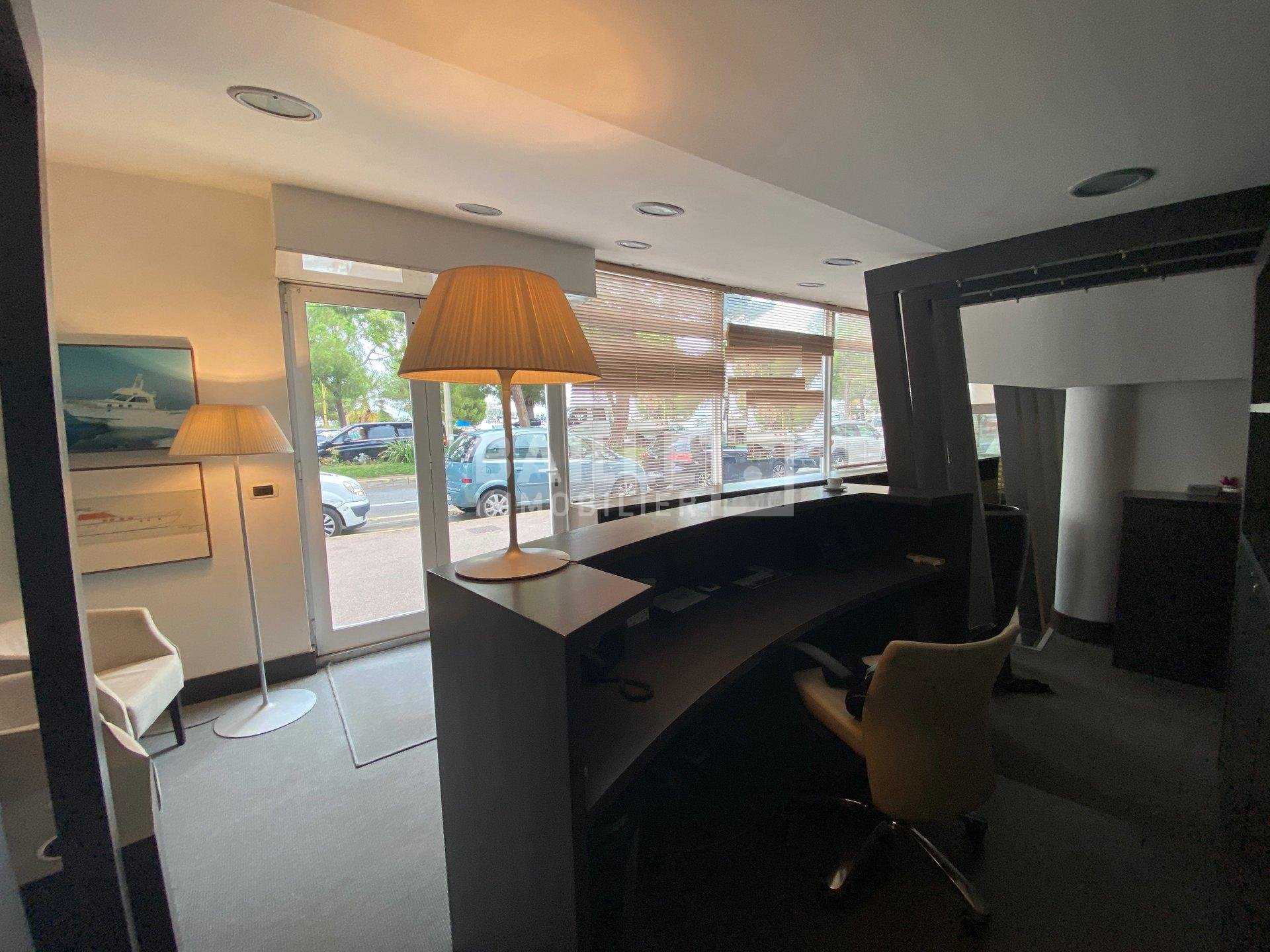 Office in Antibes, Alpes-Maritimes 10818431