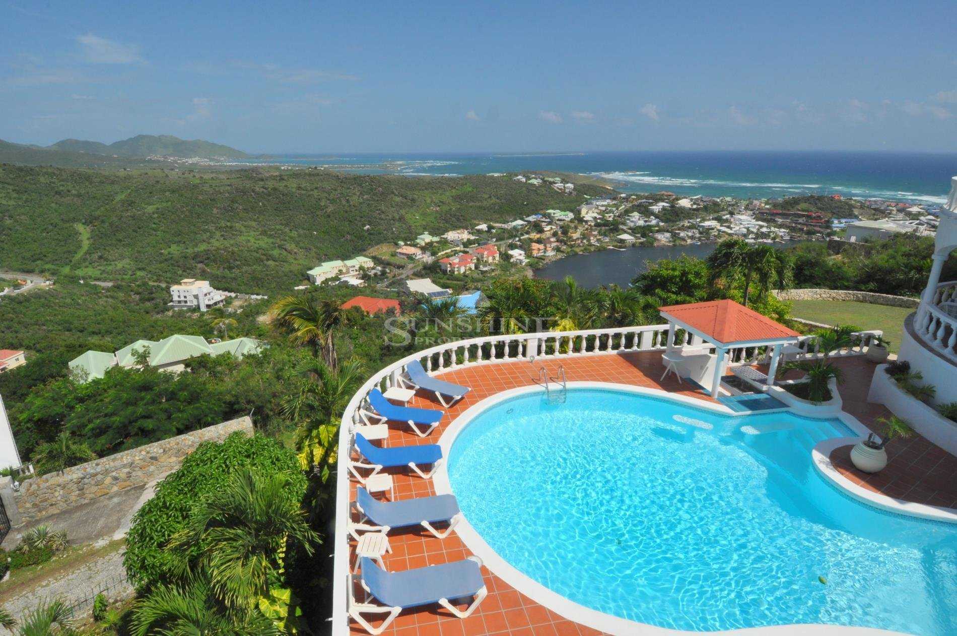 House in Sint Maarten, null 10818512