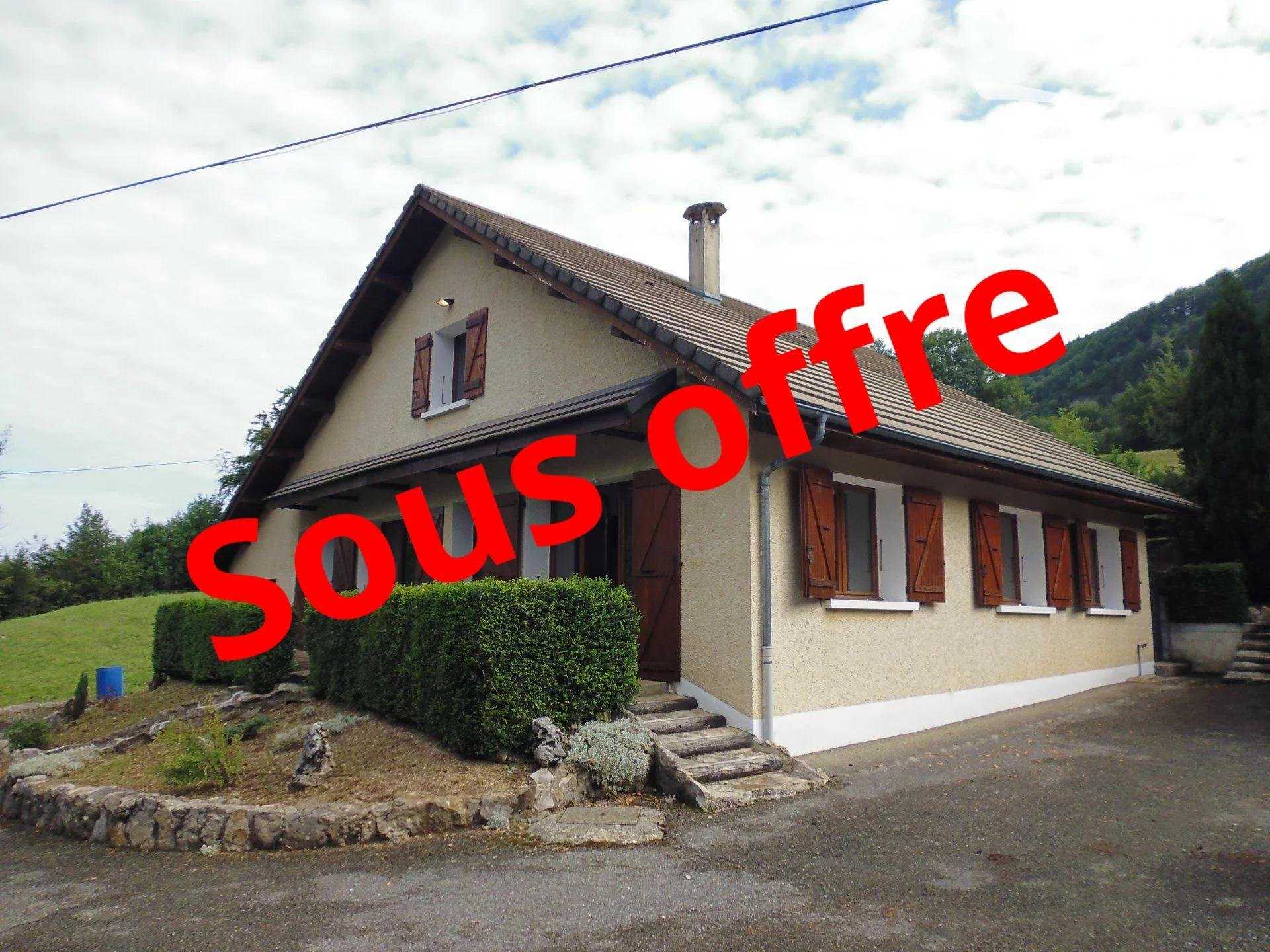 Asuinrakennus sisään Malleval, Isère 10818609