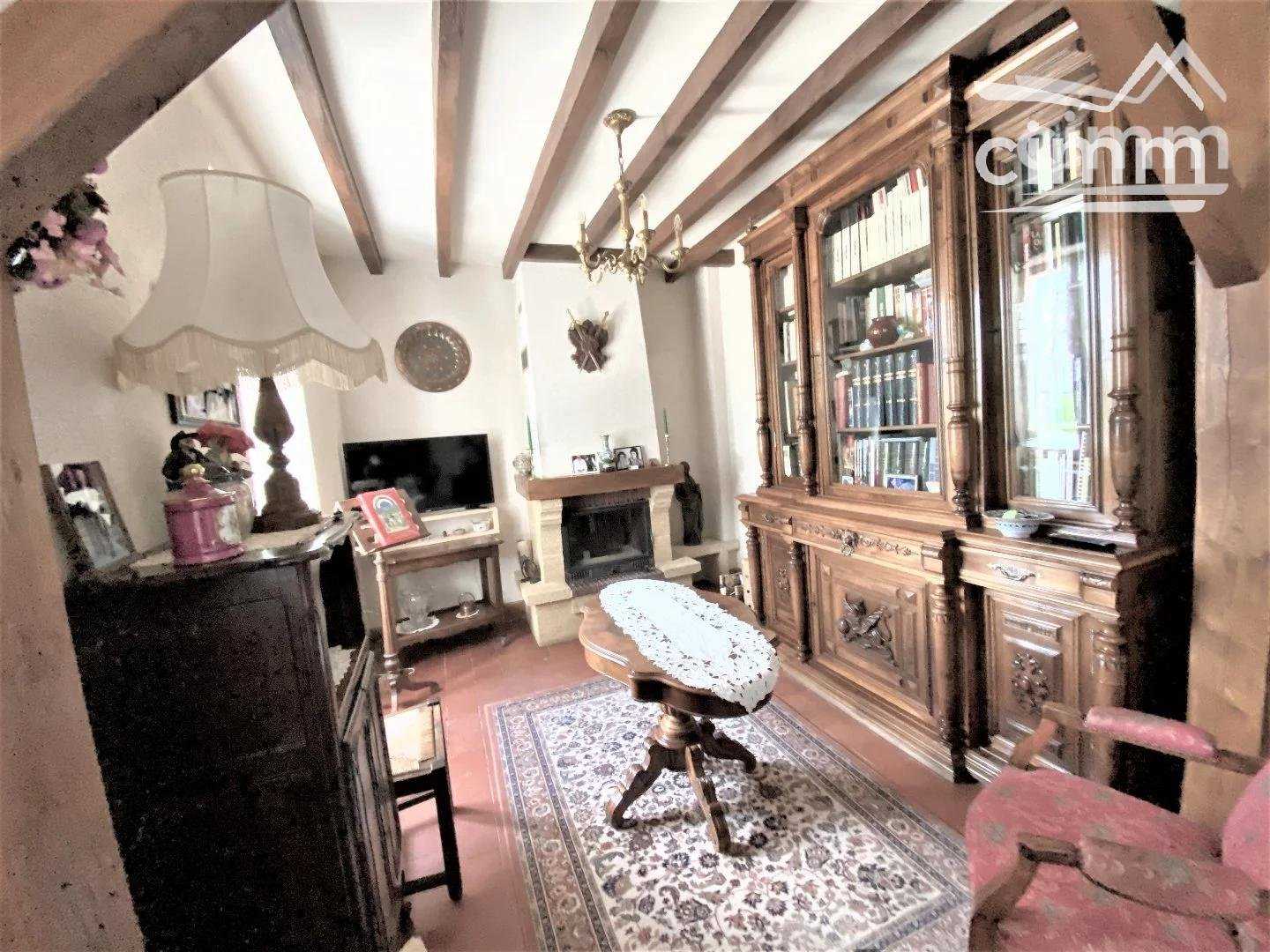 жилой дом в Veaugues, Cher 10818615