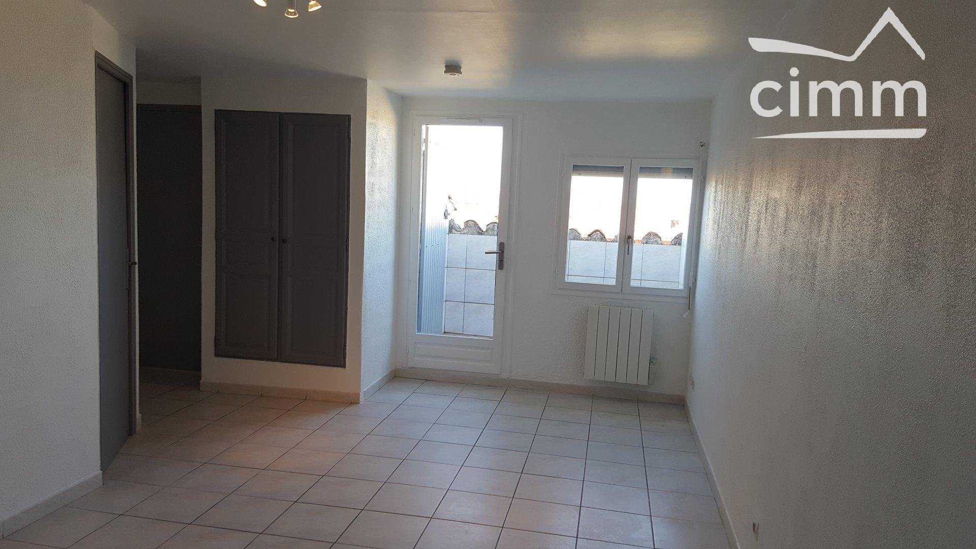 公寓 在 物流公司, 普罗旺斯-阿尔卑斯-蓝色海岸 10818693
