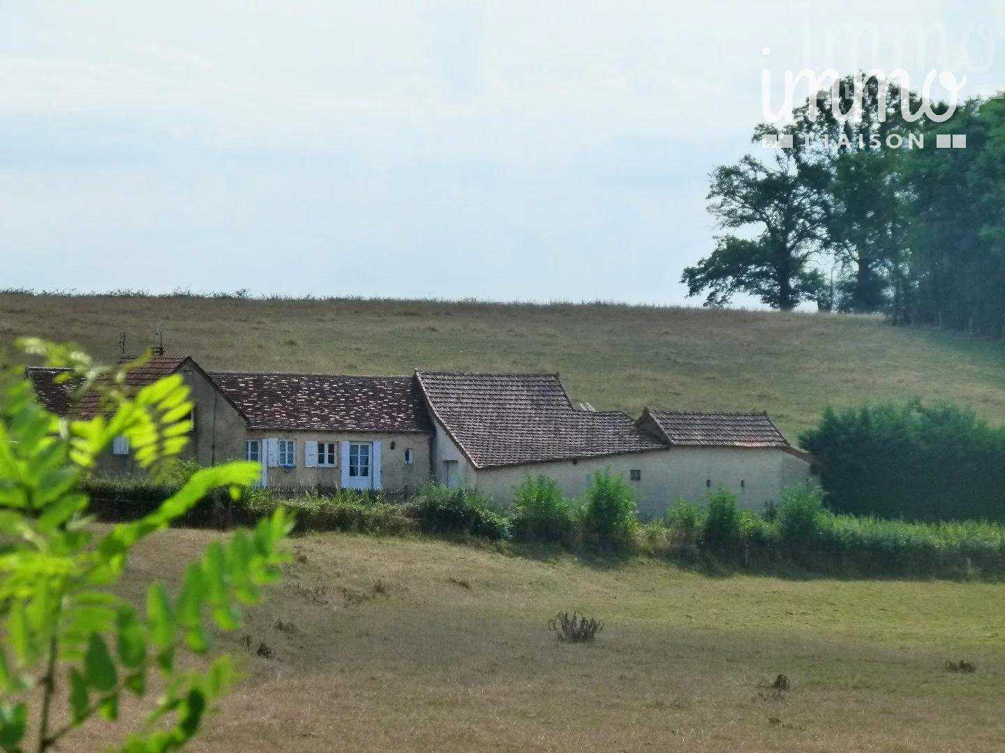 Casa nel Marcigny, Bourgogne-Franche-Comte 10818735