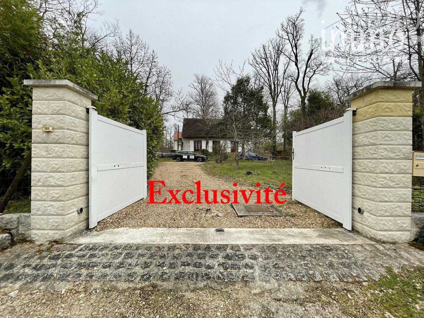 Residential in Candé-sur-Beuvron, Loir-et-Cher 10818745