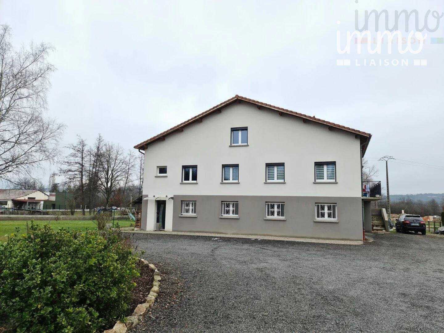casa en Thiers, Auvernia-Ródano-Alpes 10818747