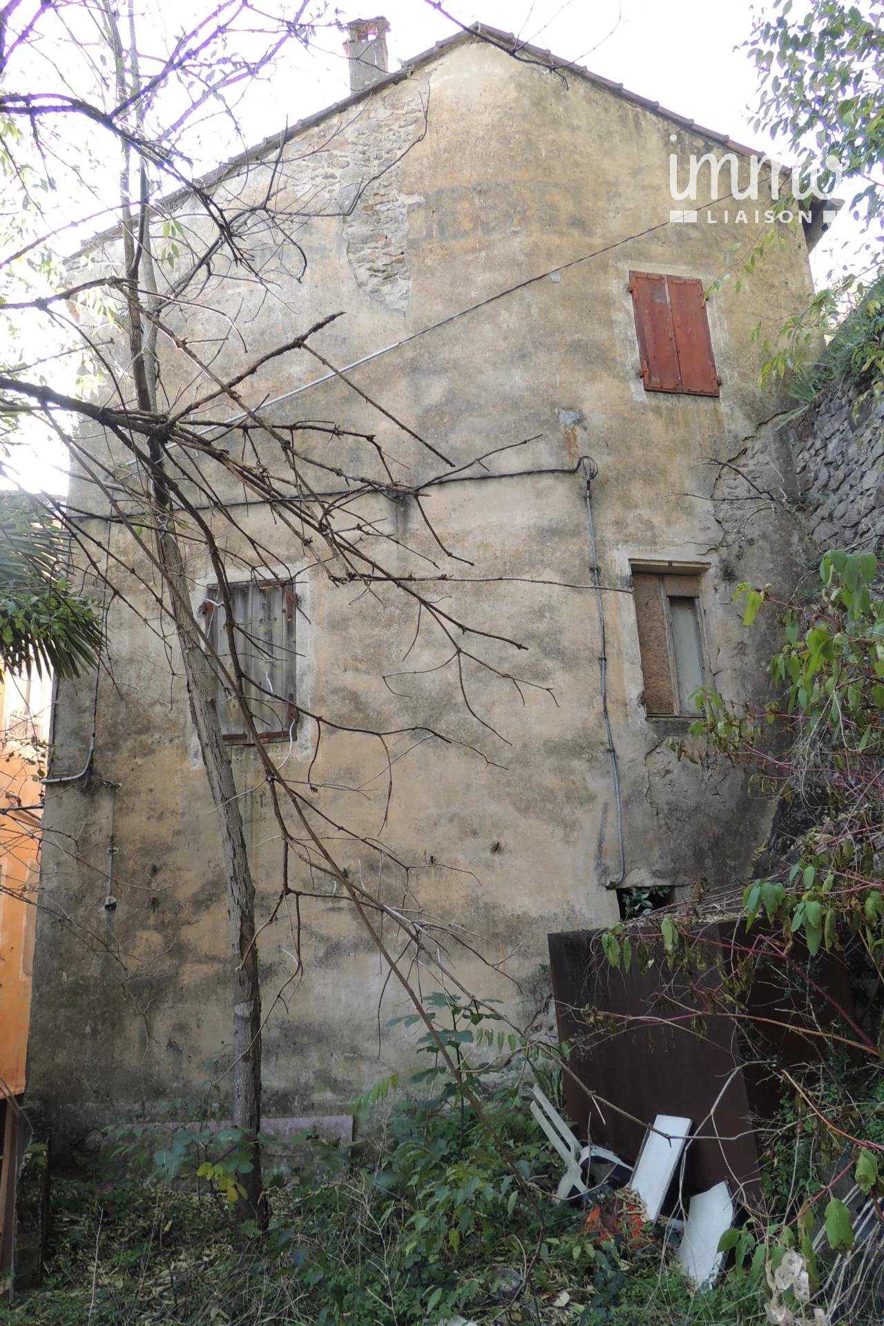 House in Vals-les-Bains, Auvergne-Rhone-Alpes 10818778