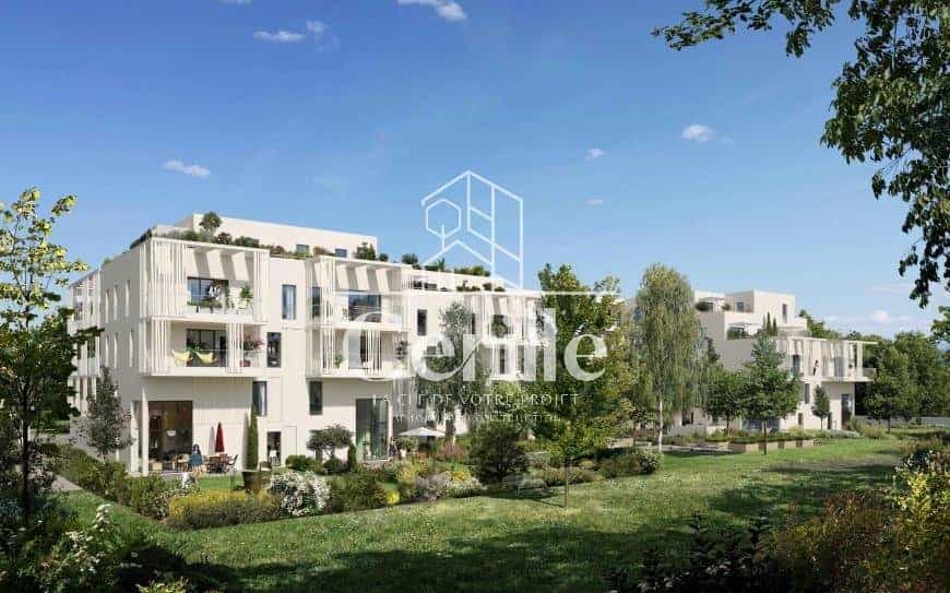 Condominium in Sainte-Anne, Provence-Alpes-Cote d'Azur 10818904