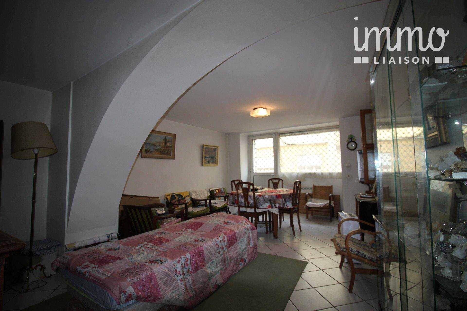 公寓 在 Saint-Michel-de-Maurienne, Auvergne-Rhone-Alpes 10819148