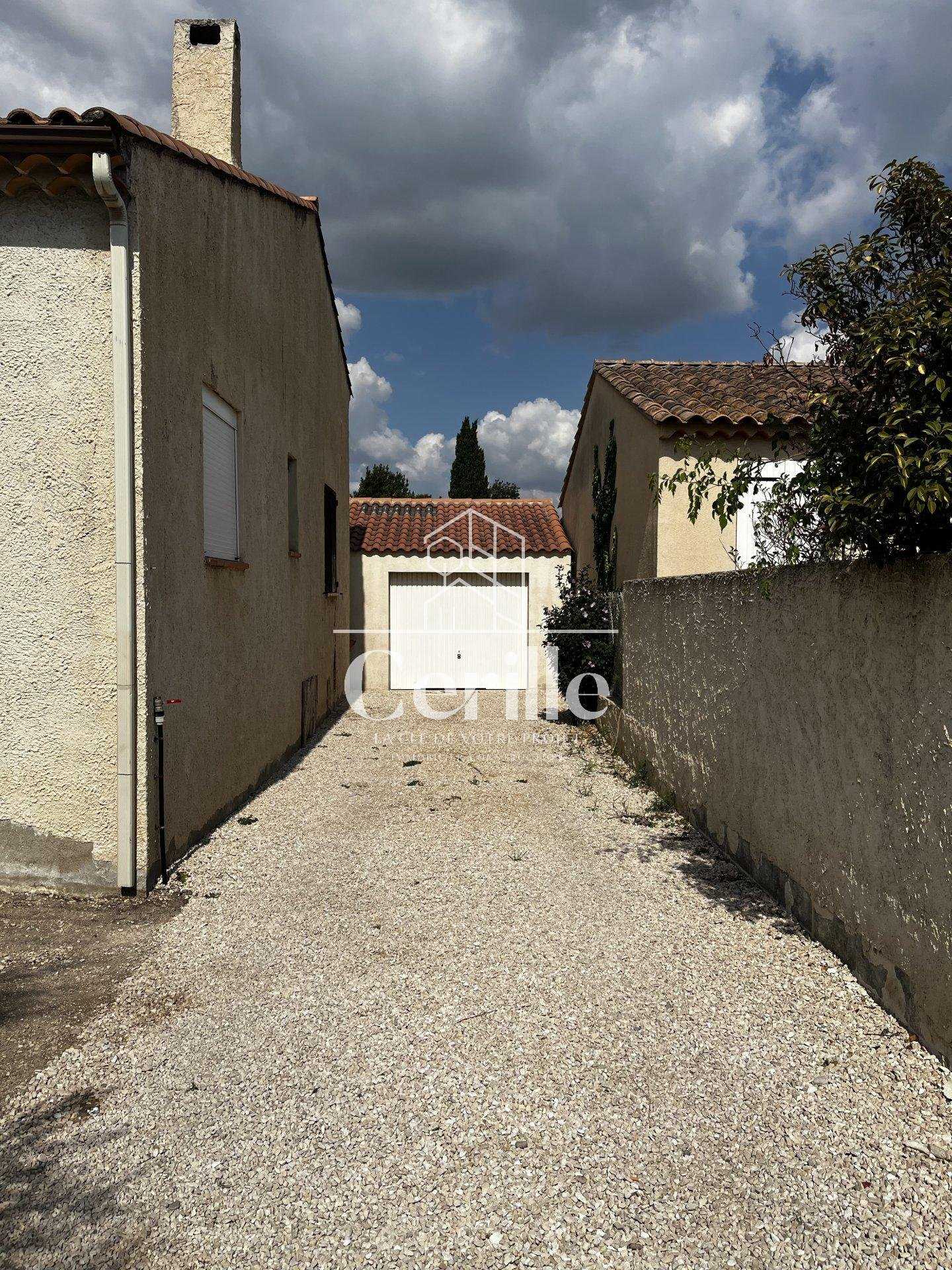 σπίτι σε Istres, Bouches-du-Rhône 10819212
