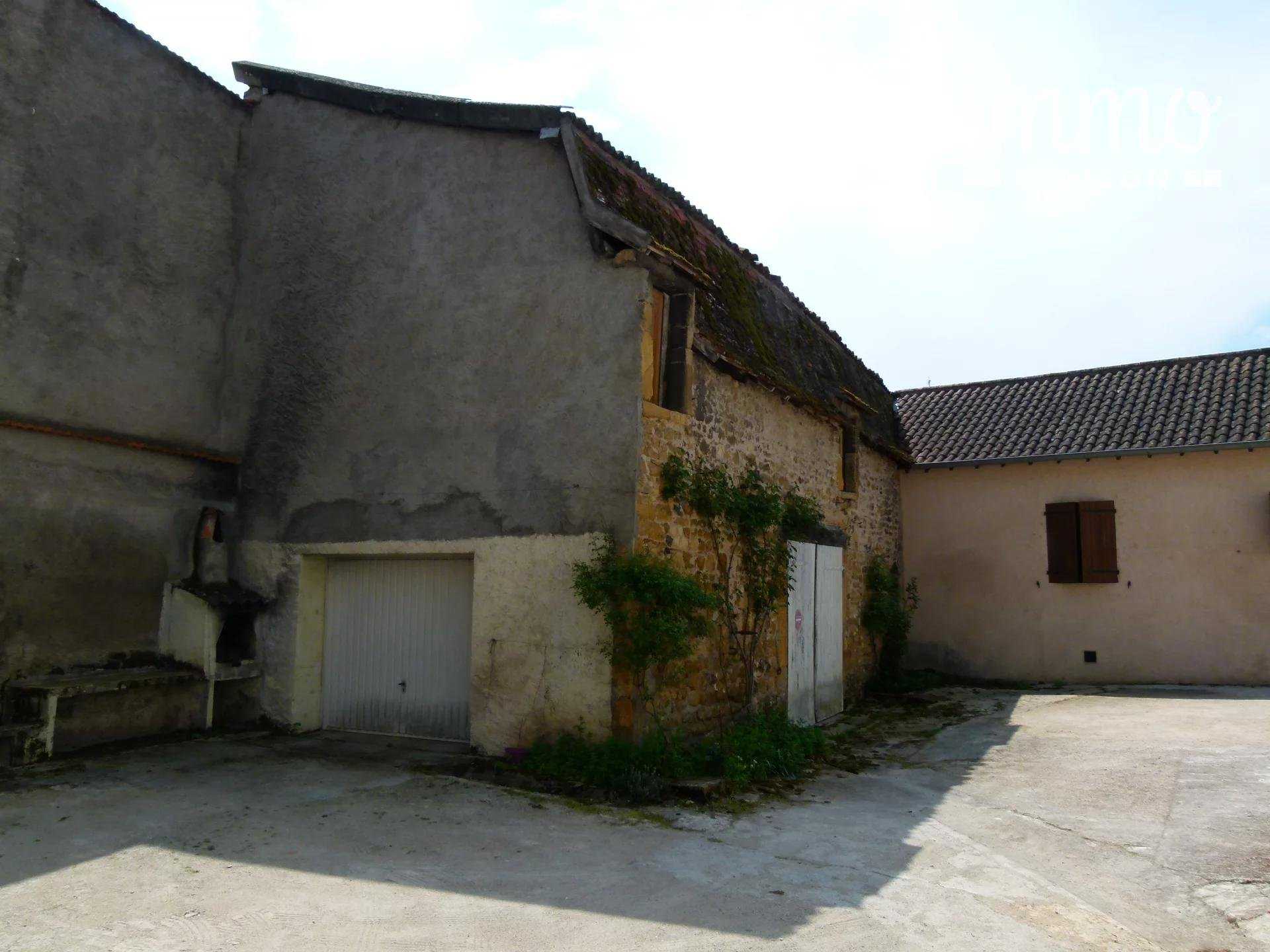 Huis in Marcigny, Bourgogne-Franche-Comte 10819314