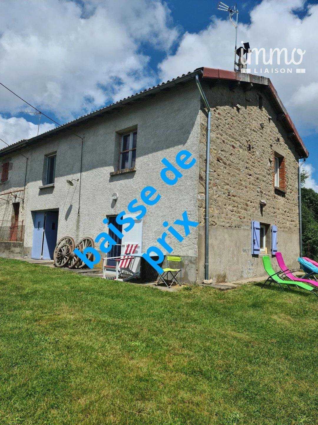 House in Issoire, Auvergne-Rhone-Alpes 10819359