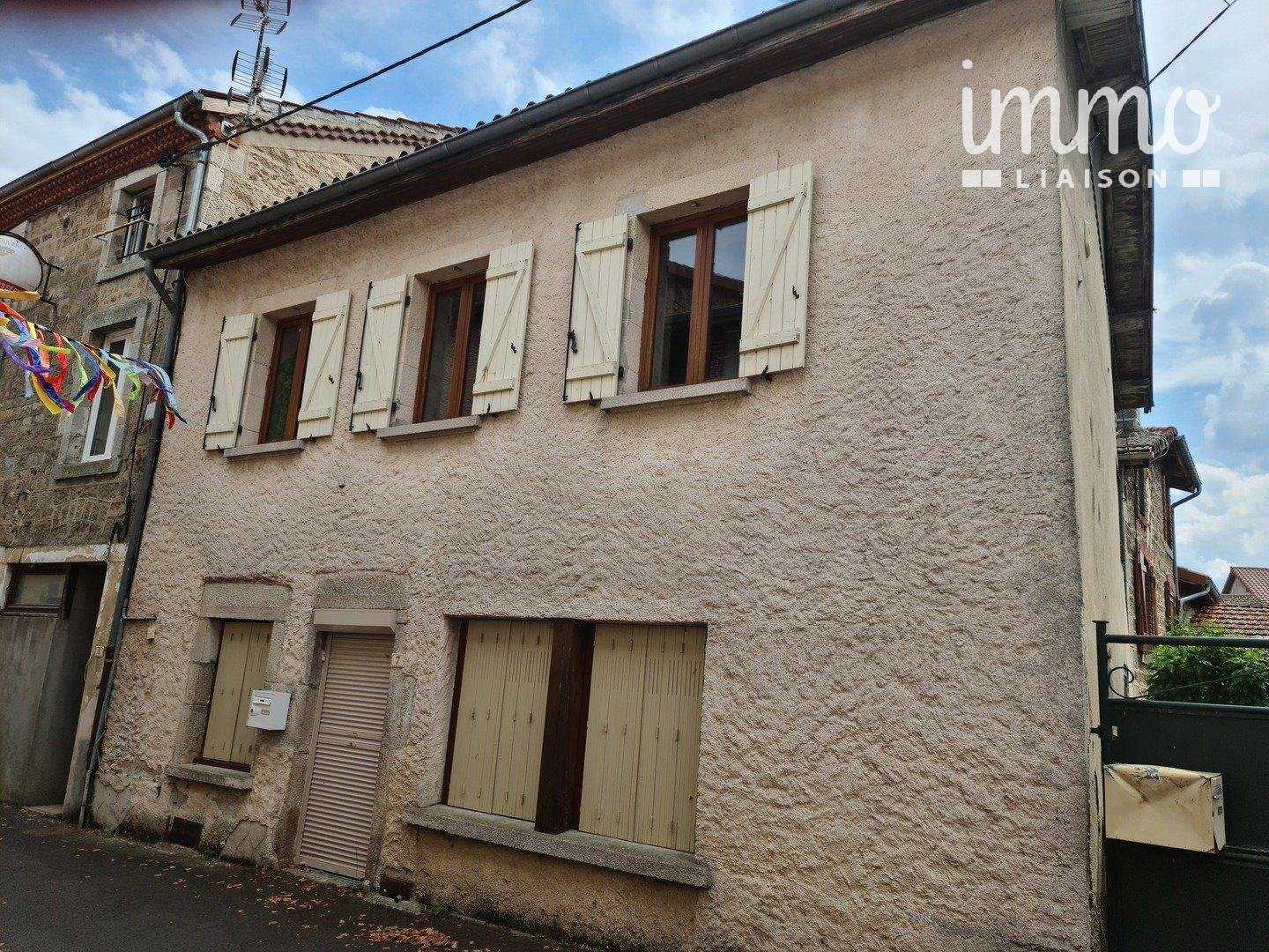 Haus im Courpiere, Auvergne-Rhône-Alpes 10819391