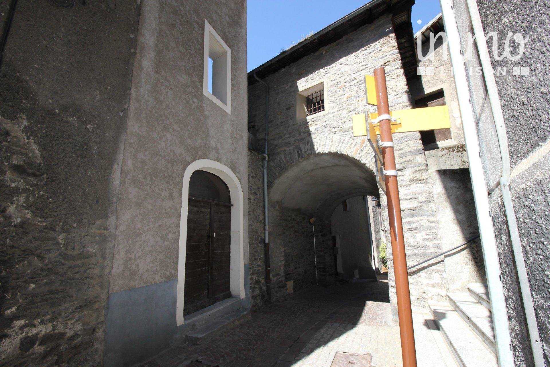 Квартира в Saint-Michel-de-Maurienne, Savoie 10819402