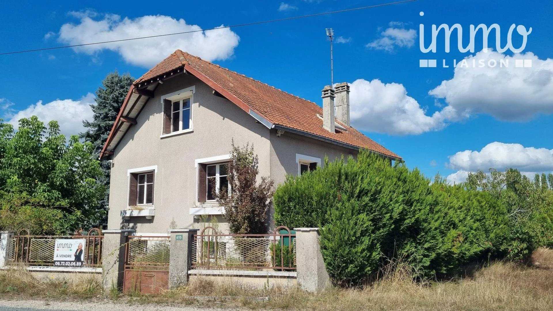 Hus i Mont-près-Chambord, Loir-et-Cher 10819408