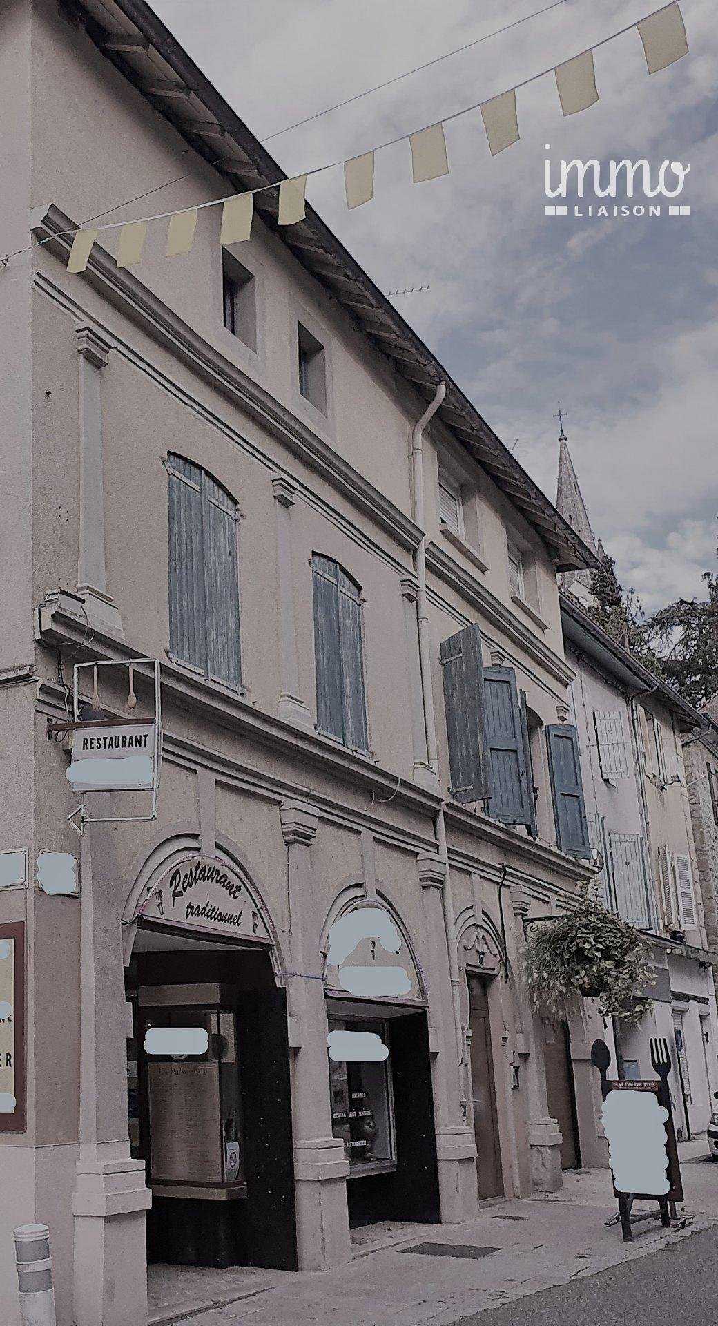 عمارات في La Tour-du-Pin, أوفيرني-رون-ألب 10819437