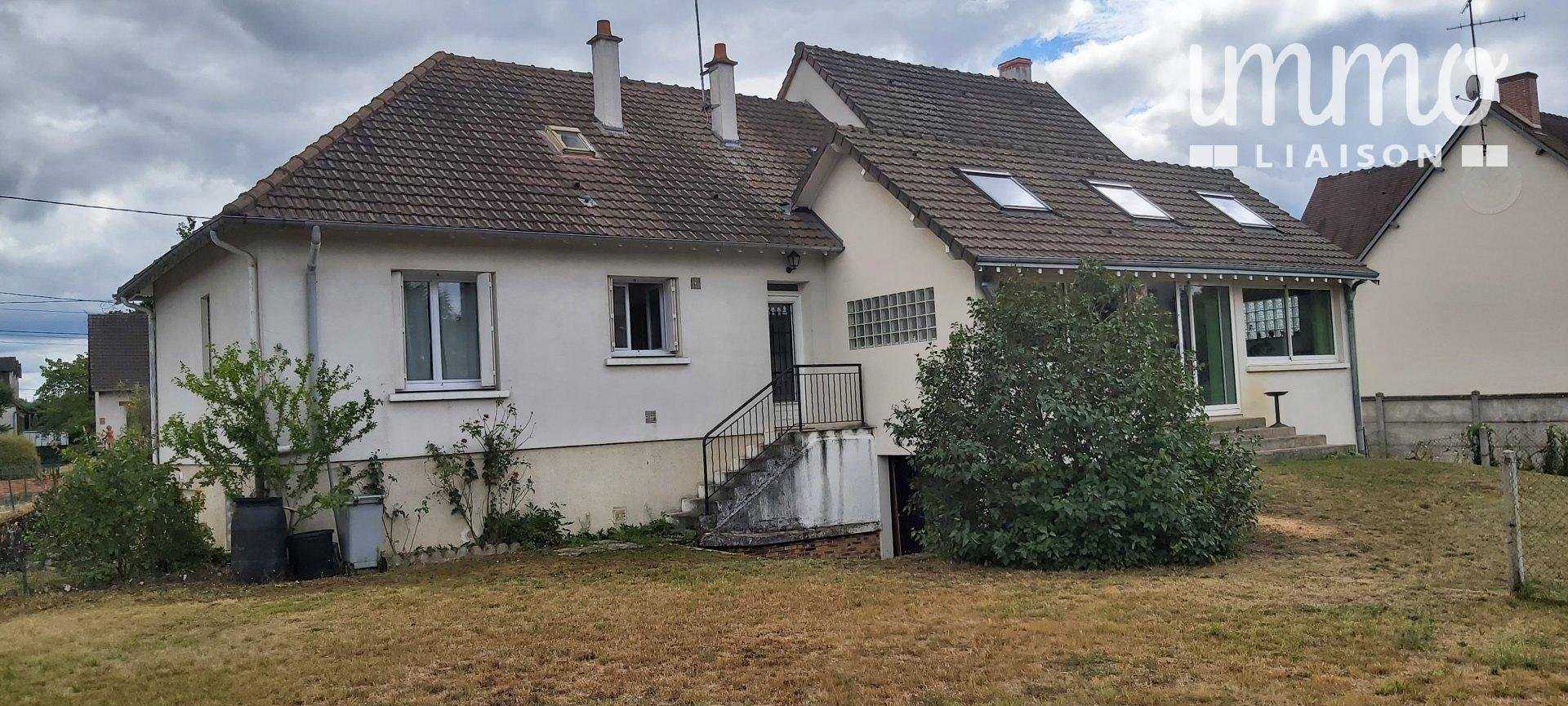 House in Vineuil, Centre-Val de Loire 10819474