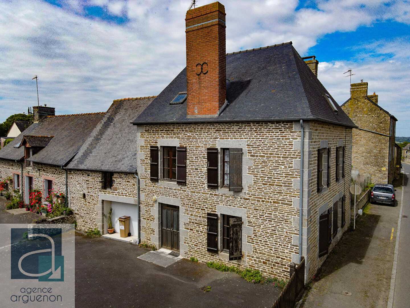 House in Maen-Roch, Brittany 10819604