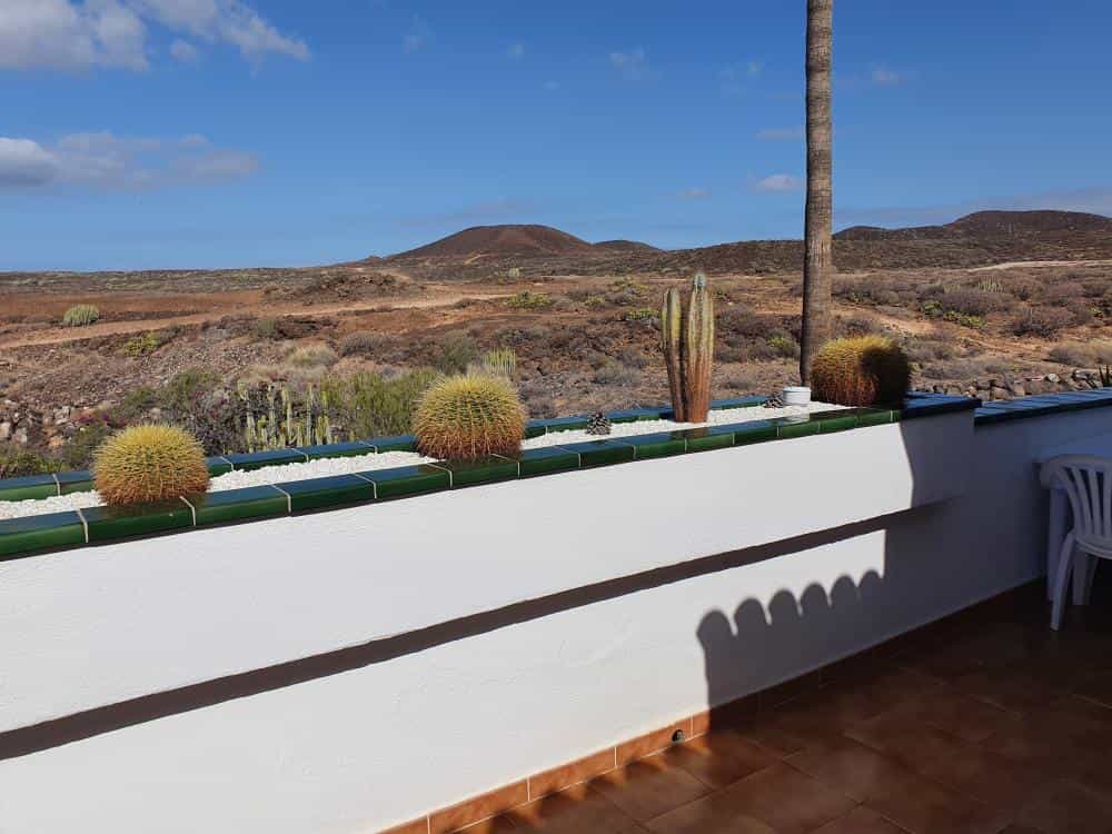 بيت في Amarilla Golf, Canarias 10819618