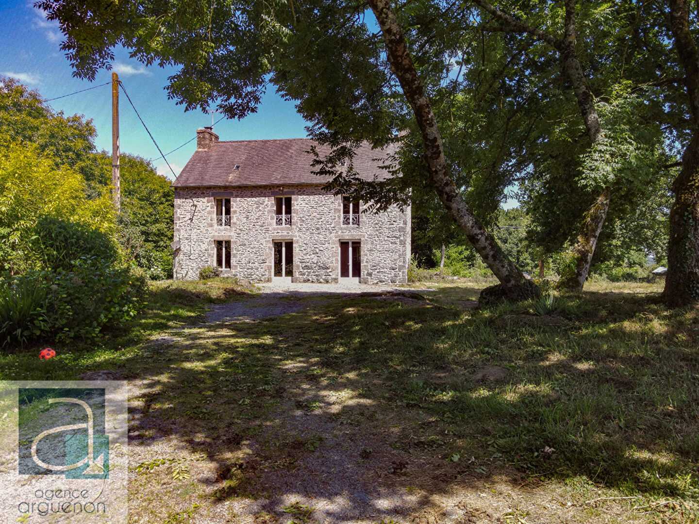 Casa nel Saint-Jacut-du-Mene, Bretagna 10819650