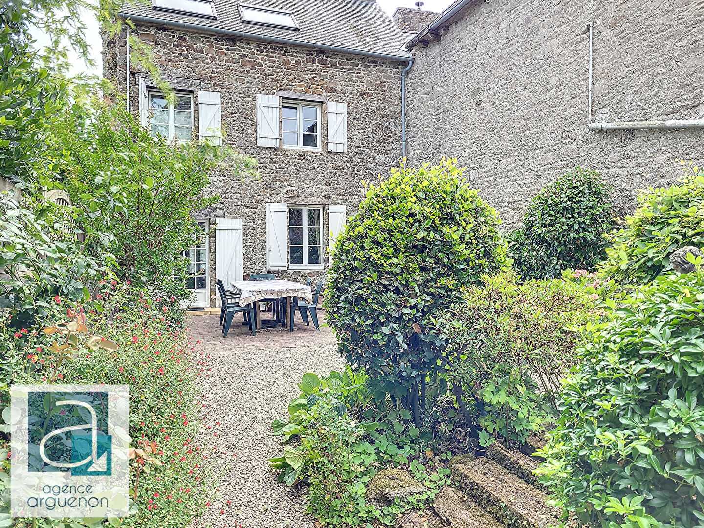Dom w Pleudihen-sur-Rance, Brittany 10819676