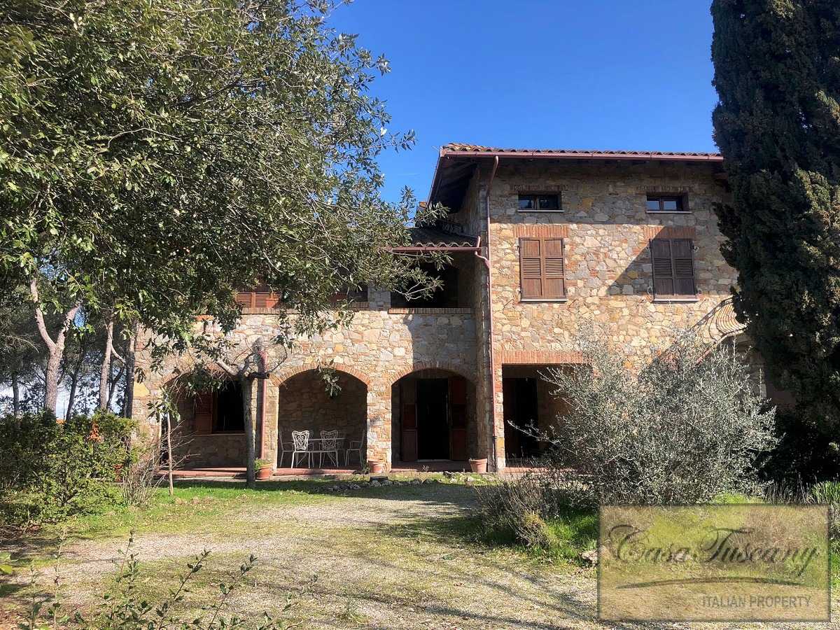 Rumah di Castiglione del Lago, Umbria 10819702