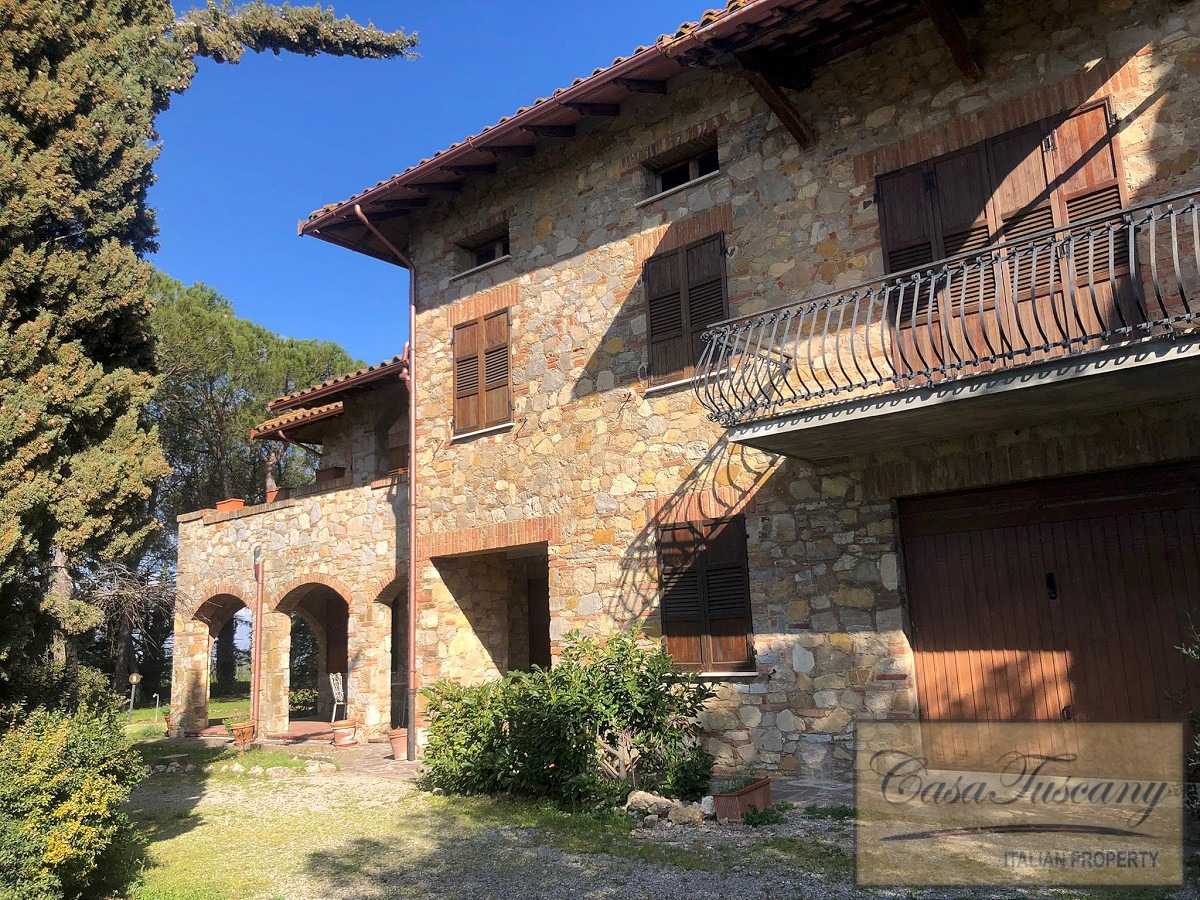 Rumah di Castiglione del Lago, Umbria 10819702