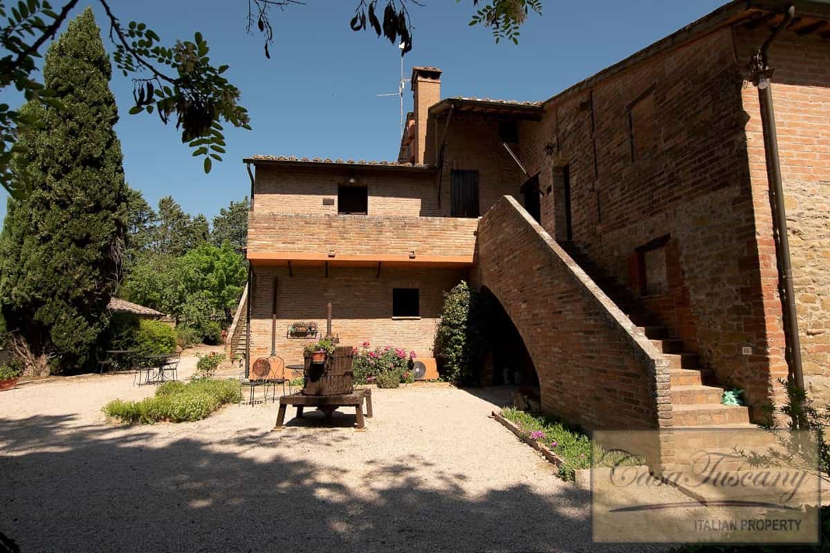 σπίτι σε Castiglione del Lago, Umbria 10819702
