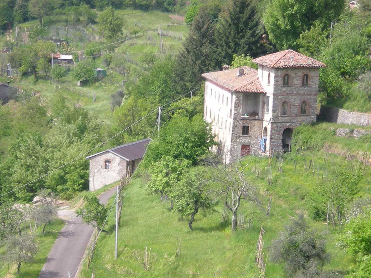 Квартира в Castelnuovo di Garfagnana, Tuscany 10819703
