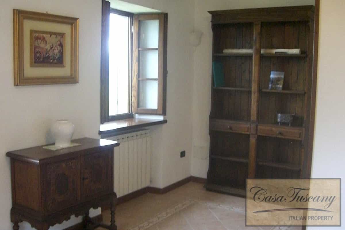 Huis in Castiglione di Garfagnana, Tuscany 10819713
