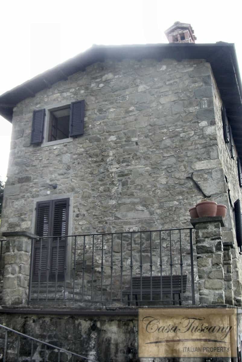 casa en Castiglione di Garfagnana, Tuscany 10819713