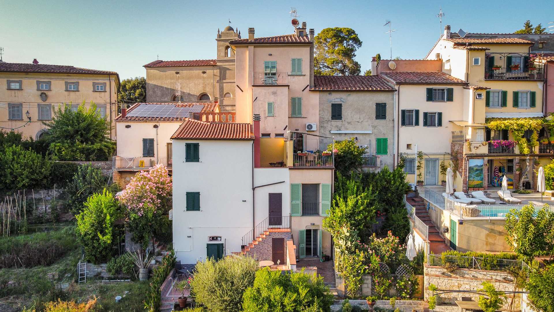 rumah dalam Terricciola, Tuscany 10819718