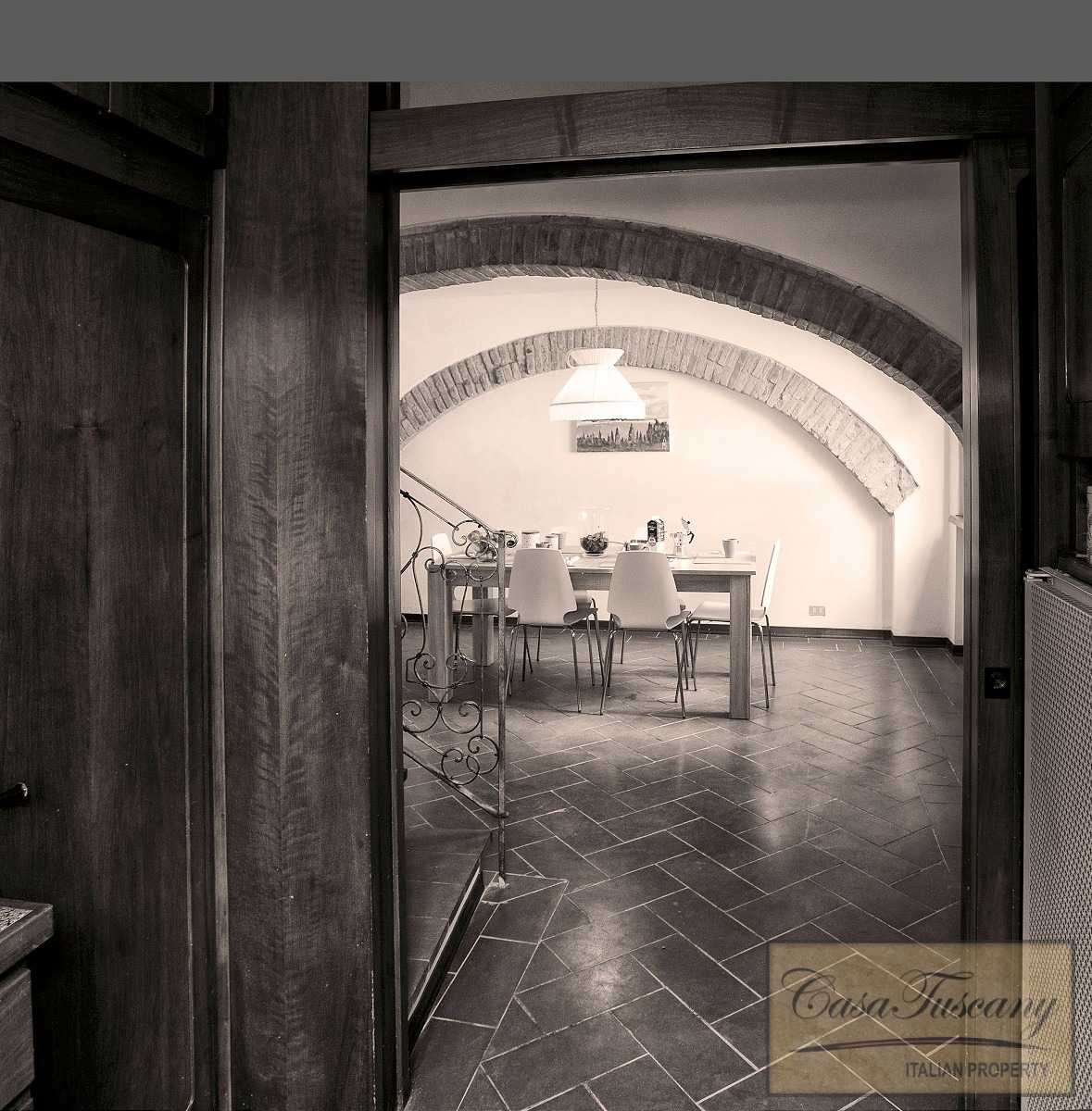 Condominio en San Gimignano, toscana 10819727