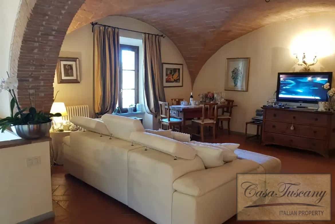 Condominio en Calcinaia, Tuscany 10819728