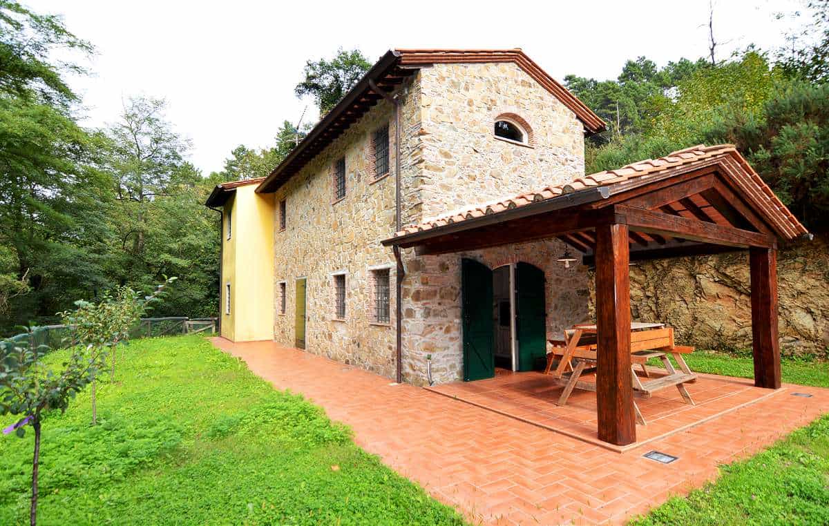 rumah dalam Camaiore, Tuscany 10819787
