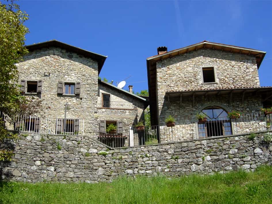 Casa nel Molazzana, Tuscany 10819807