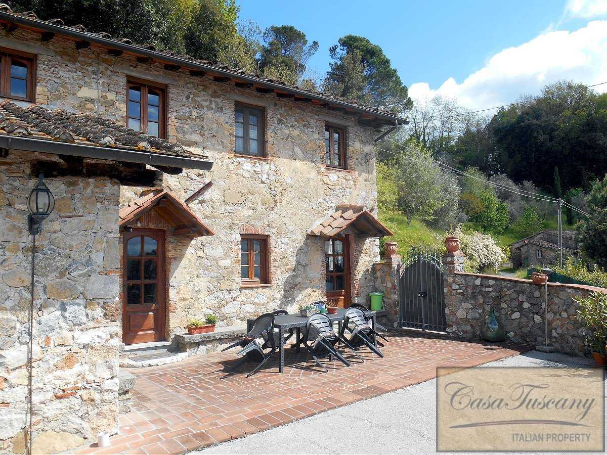 Casa nel Borgo a Mozzano, Toscana 10819831