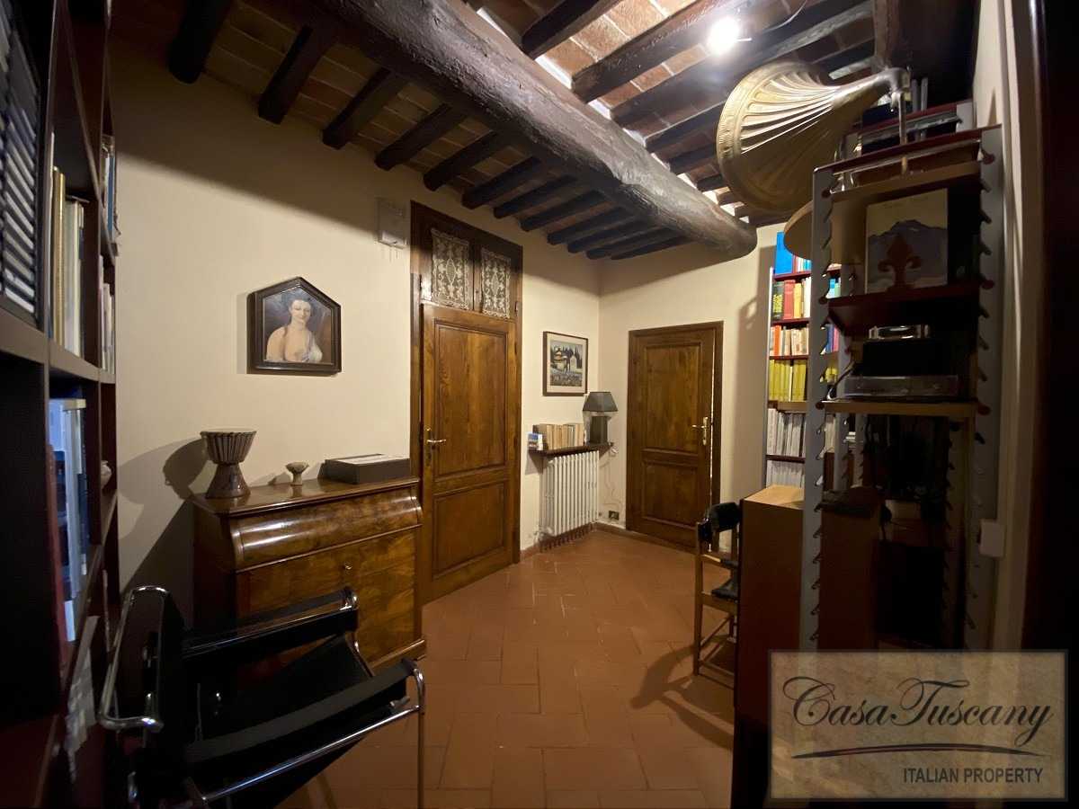 Rumah di Cortona, Tuscany 10819837