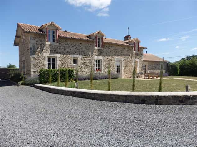 Casa nel Plaisance, Nouvelle-Aquitaine 10819924