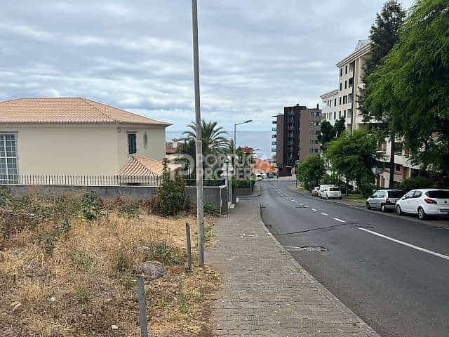 土地 在 Funchal, Madeira 10819936