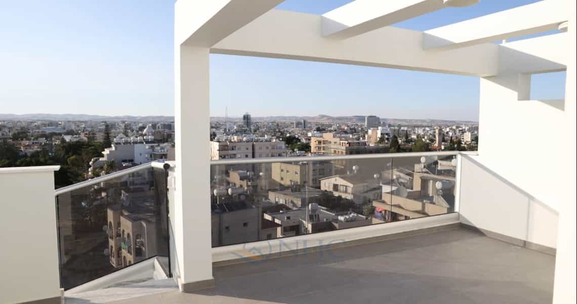 Condominium in Larnaca, Larnaca 10820284